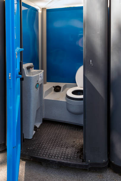 Best Porta potty rental near me  in Lockland, OH